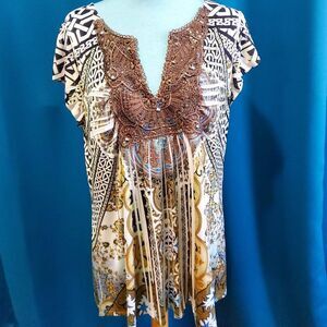 Flutter sleeveless Cream & Tan Blouse w/Brown lace Tribal details - Large
